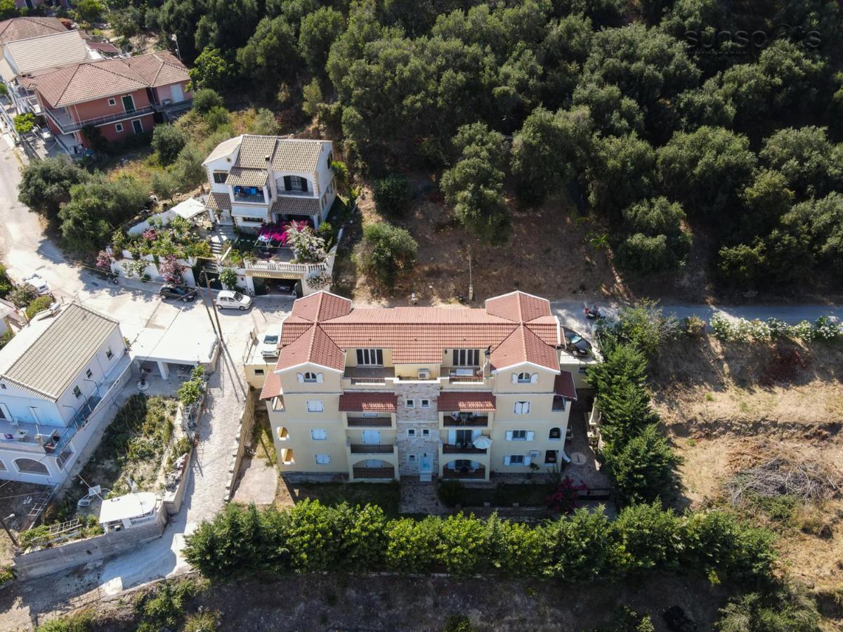 Petrití Villa Konstantina מראה חיצוני תמונה