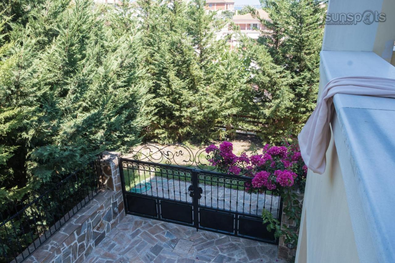 Petrití Villa Konstantina מראה חיצוני תמונה